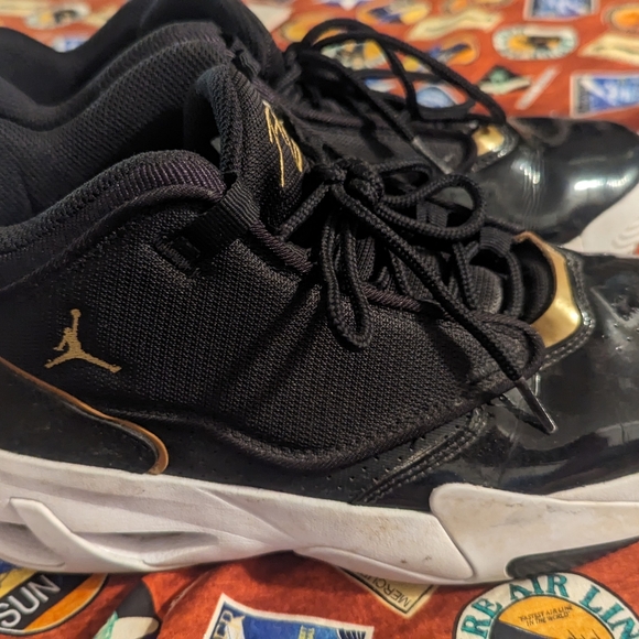 Awesome BOYS SIZE 6.5 Michael JORDAN AIR JORDAN FLIGHT TENNIS SHOES LIKE NEW - Picture 2 of 5